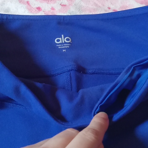 ALO Yoga "Fifth Element" Blue Moto Leggings Medium New - Picture 2 of 6